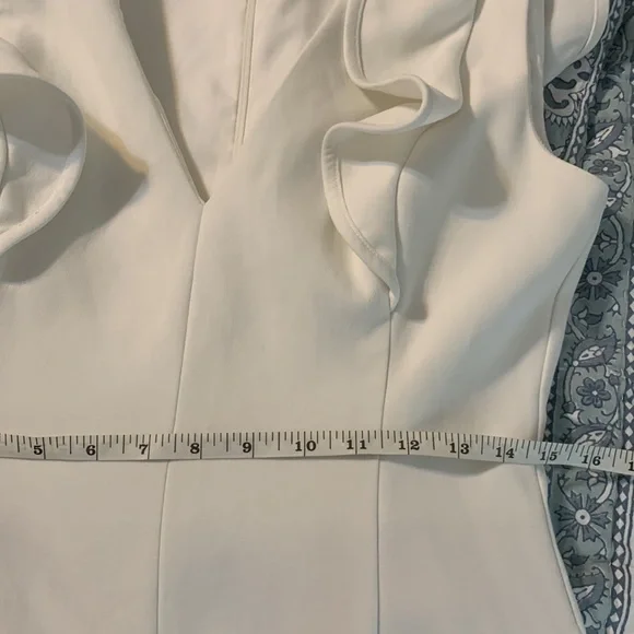 Black Halo Deklyn White Jumpsuit size 6